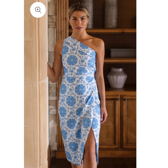 $268 Hermoza Charlotte One Shoulder Medallion Print Wrap Midi Dress Blue S - Picture 4 of 15
